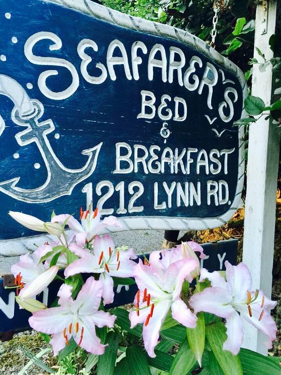 Seafarers Bed & Breakfast Тофино Экстерьер фото